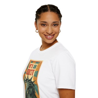 He's An Idiot - Unisex Standard Crew T-Shirt